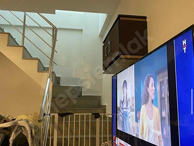 Alanyada Full Eşyalı Dubleks Daire Denize 500 Metre - Görsel 3