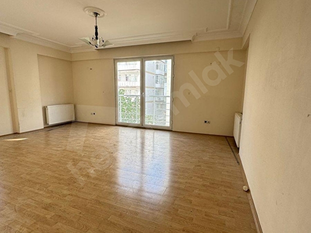 MEVLANA DA KİRALIK 3+1 MERKEZİ KONUMDA DAİRE - Görsel 11