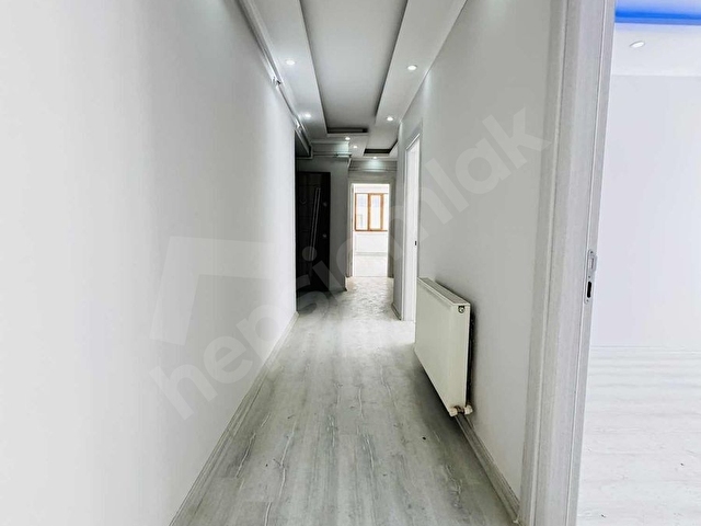 ASİL EMLAKtan MURADİYE MAHsinde 3+1 OTOPARKLI DAİRE - Görsel 27
