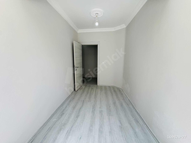 ASİL EMLAKtan MURADİYE MAHsinde 3+1 OTOPARKLI DAİRE - Görsel 30