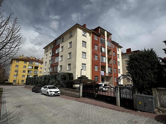 TEMA dan ÖZNARE YENİ LALEPARK SİTESİ 3+1 ASANSÖRLÜ