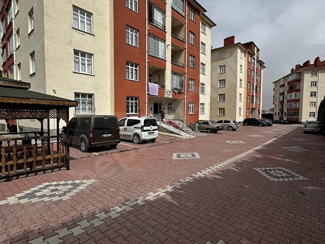 TEMA dan ÖZNARE YENİ LALEPARK SİTESİ 3+1 ASANSÖRLÜ - Görsel 2