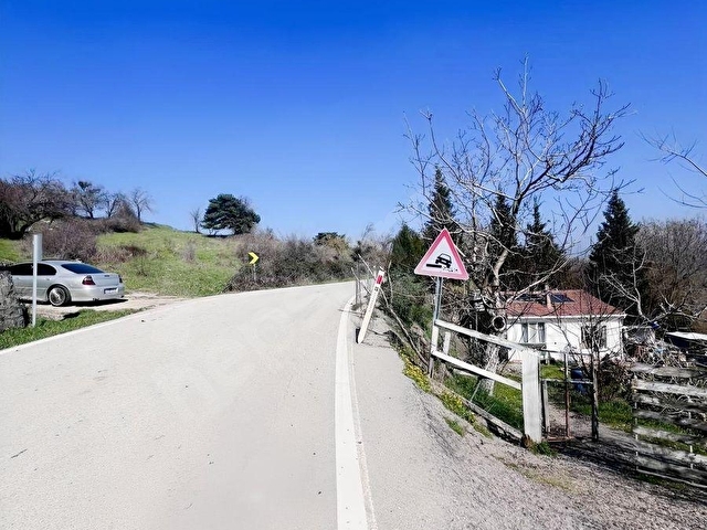 ALTIEYLÜL TÜRKALİ MAHALLESİ SATILIK BAHÇE 1+1 BETONARME EV - Görsel 8