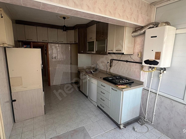 BEYLİKDÜZÜ BARIŞ MAH. TEMİZ FERAH KİRALIK 3+1 DAİRE - Görsel 3