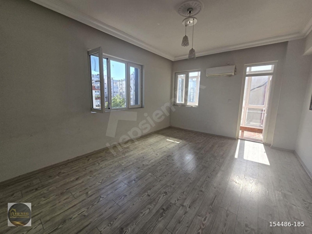 ANTALYA MERKEZ MURATPAŞADA 3+1 FERAH 3 BALKONLU DAİRE