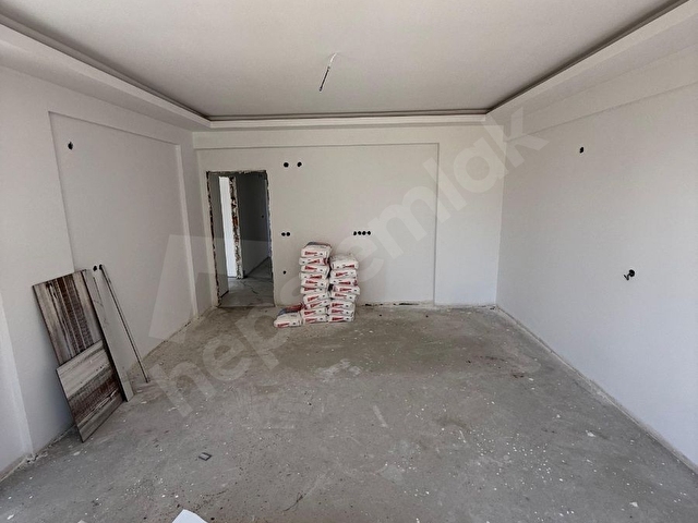 2+1 EBEVEYN BANYOLU LÜKS GENİŞ DAİRE - Görsel 3