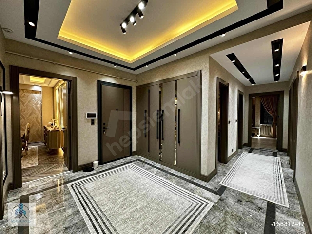 Akbayır 4+1 225 m² Ultra Lüks Site İçinde 3 Banyolu Daire - Görsel 2