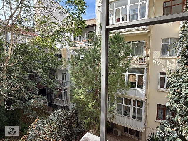 CİHANGİR MERKEZ DE ÇOK GÜZEL BİR APRTMANDA SATILIK DAİRE  3+1.110 M2 YÜKSEK GİRİŞ KATI. - Görsel 16