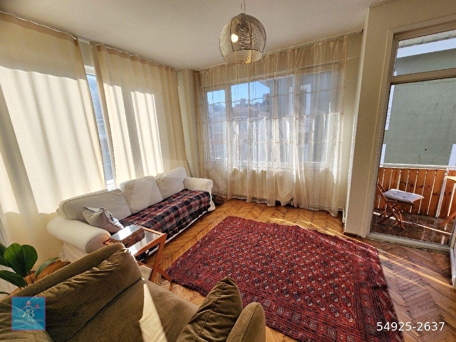 MODADA SATILIK 2+1 DAİRE BALKONLU FERAHLI DAİRE - Görsel 2