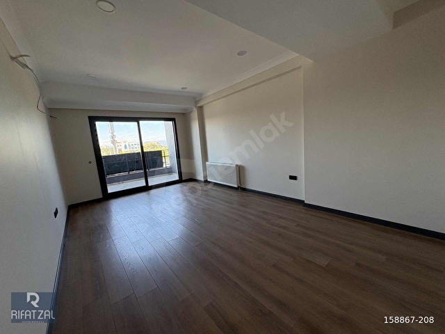 Ayvalık 456 İş Merkezinde Ön Cephe 3+1 Kiralık Ofis - Görsel 22