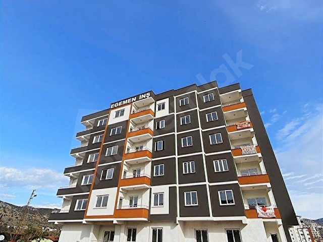 ÖZTÜRK GAYRİMENKUL ÜNİVERSİTE CİVARİ 2+1 SATILIK DAİRE - Görsel 2
