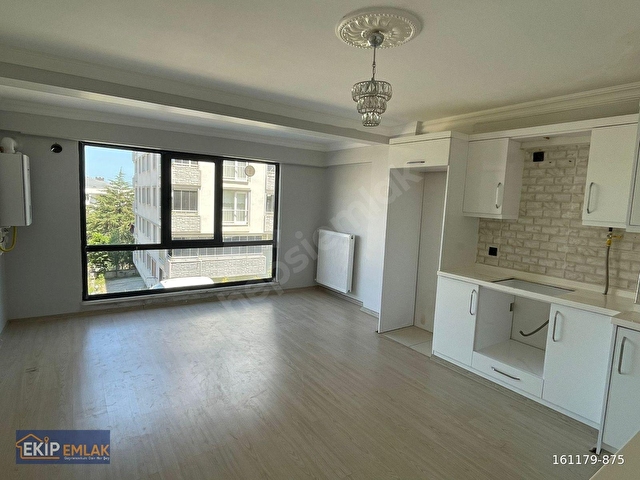 EKİP Emlak; GENİŞ VE ABONELİKLER AÇIK KİRALIK LOFT 1+1 !!