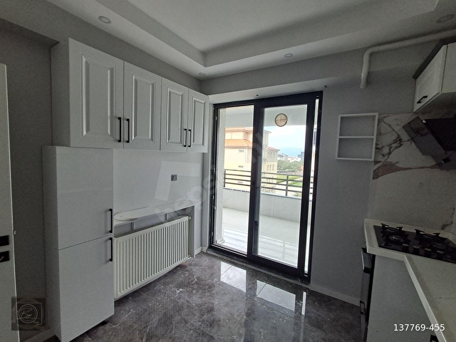 BYZ GRUP CUMHURİYET MAHALLESİNDE KİRALIK 2+1 DOĞALGAZLI DAİRE - Görsel 11