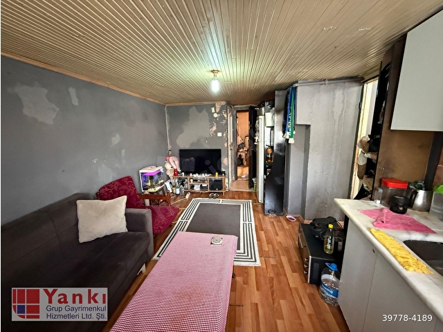Yankıdan Fahri Atabey Cad.de 4 KatlI160m2 Dükkanlı Satılık Bina - Görsel 16