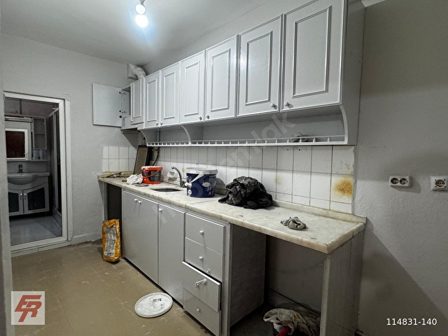 KAĞITHANE GÜLTEPEDE CADDEYE YAKIN 75 M2 BALKONLU 2+1 DAİRE - Görsel 18