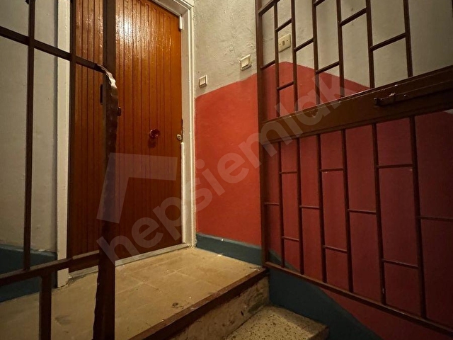KAĞITHANE GÜLTEPEDE CADDEYE YAKIN 75 M2 BALKONLU 2+1 DAİRE - Görsel 24