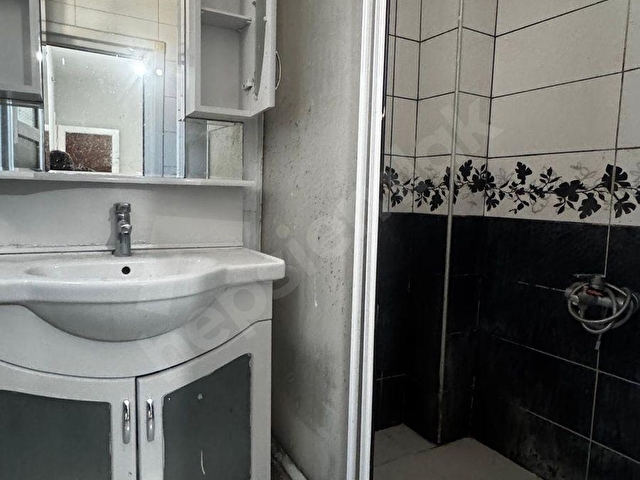 KAĞITHANE GÜLTEPEDE CADDEYE YAKIN 75 M2 BALKONLU 2+1 DAİRE - Görsel 22