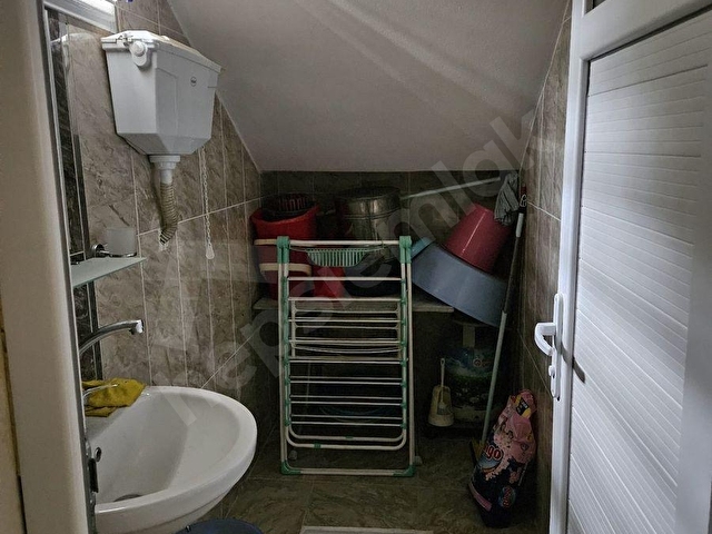 POZANTI AKÇADA 280m2 ARSA İÇERİSİNDE 5+1 TERASLI VİLLA - Görsel 14