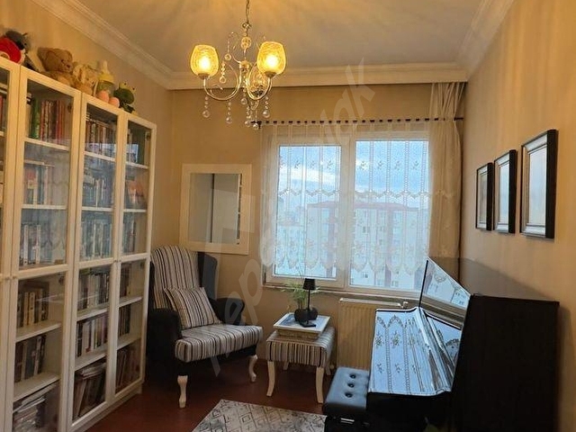 Beylikdüzü Site Havuzlu Güvenlikli Özel Yapım 3+1 Satılık Daire - Görsel 27