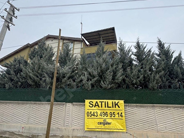 BAŞAK MAHALLESİN’de 1.020 m2 ARSA İÇİNDE SATILIK 2.5 KATLI MÜSTAKİL EV - Görsel 4