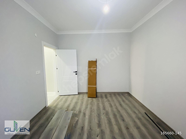 GÜVENDEN KAPAKLIDA MERKEZİ KONUMDA YERDEN ISITMALI 1+1 DAİRE - Görsel 12