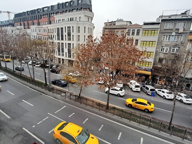 İSTİKLAL BEYOĞLU CADDESİNE 1 DAKİKA EŞYALI FERAH TEMİZ KİRALIK DAİRE - Görsel 11