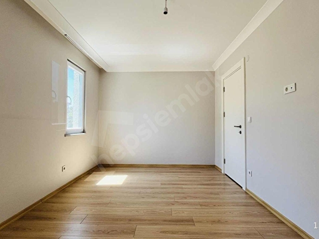 Silivri Esentepede Satılık 3+1 Ebeveyn Banyolu İskanlı Daire - Görsel 22