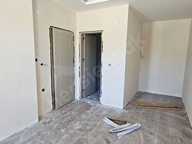 REMAX MAVİ, YAZLIK,2+1 ,GÜVENLİKLİ SİTEDE,ARAKAT SATILIK DAİRE - Görsel 25