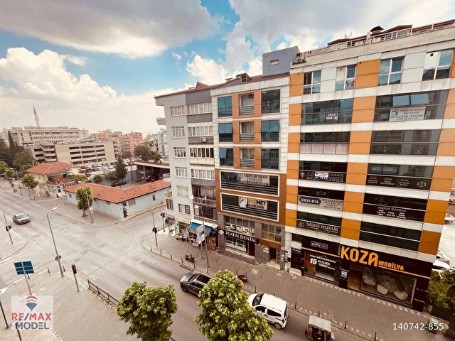 REMAX MODEL DEN KAYALIK CADDESİNDE 130M² KİRALIK OFİS - Görsel 18