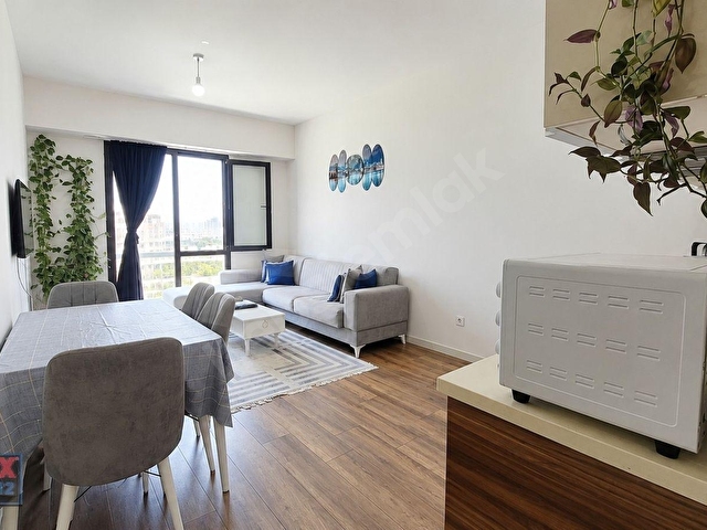 İSTANBUL METROBÜSE YAKIN 1+1 SATILIK DAİRE BALKONLU MANZARALI - Görsel 4