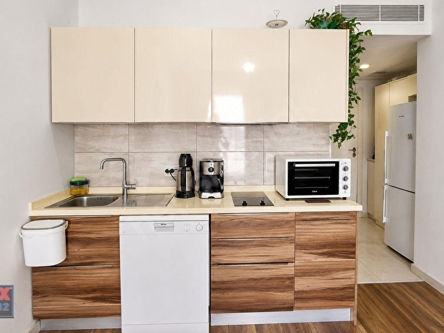 İSTANBUL METROBÜSE YAKIN 1+1 SATILIK DAİRE BALKONLU MANZARALI - Görsel 10