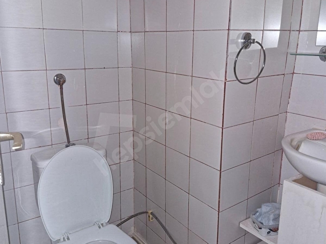 AŞAGI ÖVEÇLERDE KİRALIK 2+1 DAİRE YÜKSEK GİRİŞ ALT DAİRE BOYALI - Görsel 30