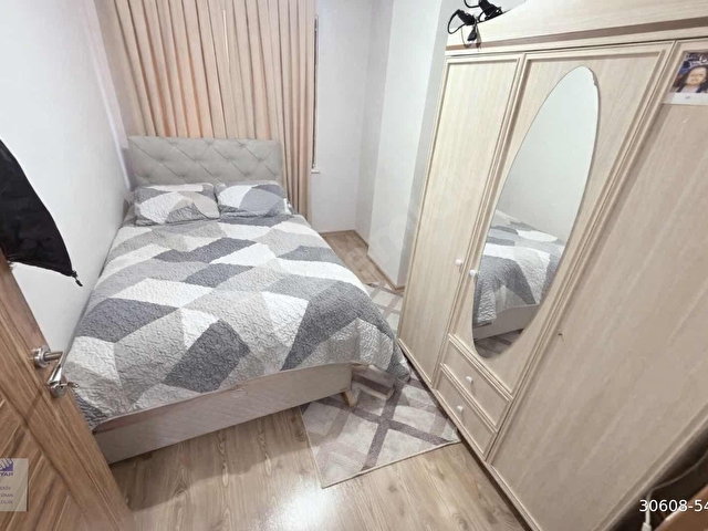 ÇEKMEKÖYDE İSKANLI ASANSÖRLÜ,EMİNEVİME UYGUN 2+1 ARAKAT DAİRE - Görsel 12