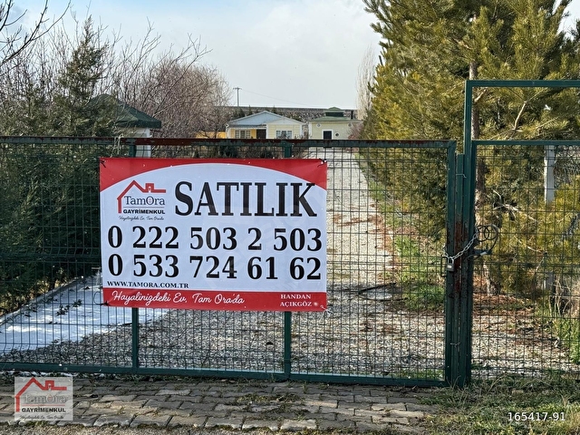 Çukurhisarda Güzel Konumda Satılık Arsa ve 2+1 Ev - Görsel 17