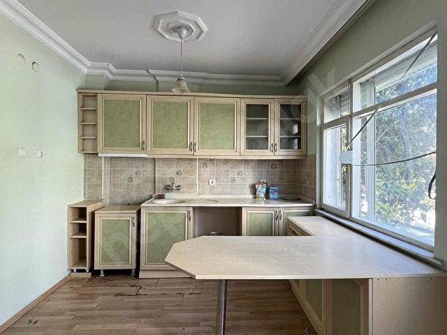 Güzeloba Mahallesinde Eşyasız Kiralık 5+2 Tripleks Villa - Görsel 28