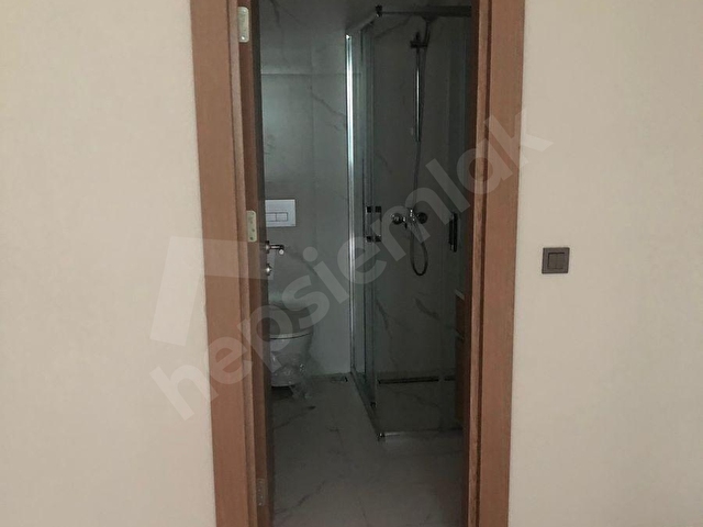 TOZKOPARAN EMLAK KONUT3 ETAP SATILIK 2+1 EBEVEYN BANYOLU KÖŞE DAİRE 95M2 NET - Görsel 16