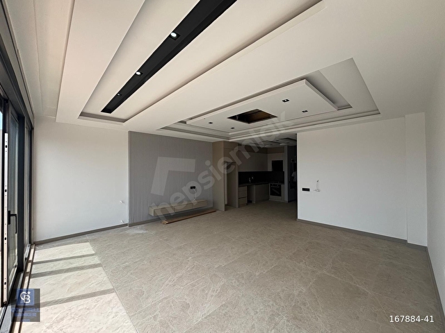 ALTINTAŞDA HAVUZLU LÜKS VİLLA | 5+2 | 235 m² - Görsel 4