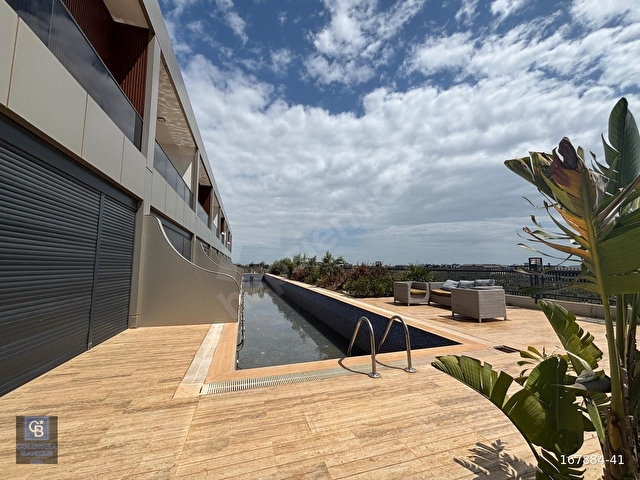 ALTINTAŞDA HAVUZLU LÜKS VİLLA | 5+2 | 235 m² - Görsel 6