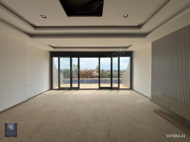 ALTINTAŞDA HAVUZLU LÜKS VİLLA | 5+2 | 235 m²