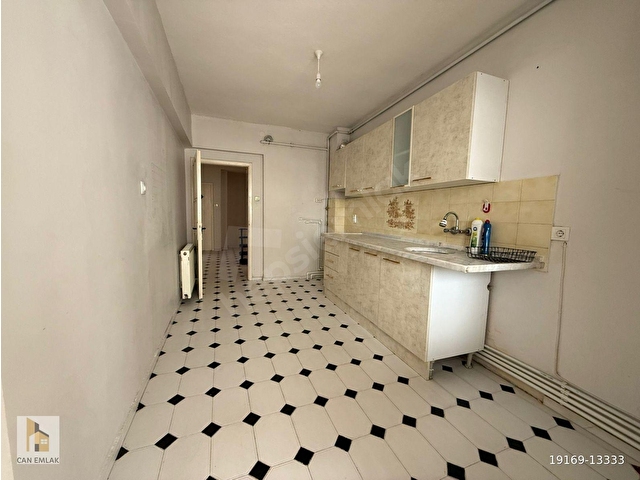 !!! LİZBON CADDESİ ÜZERİNDE 3+1 ÖN CEPHE KİRALIK DAİRE - Görsel 2