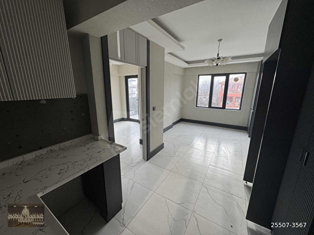 İSKANLI MERKEZDE Y.B.ÜNİVERSİTESİ YANI, KATTA SATILIK 1+1 DAİRE - Görsel 2