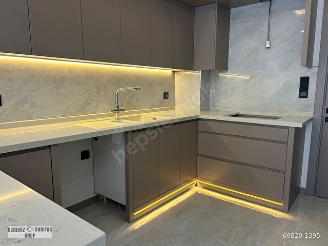ÇAKMAK MAH.DE SATILIK 190M² 3.5+1 SIFIR ULTRA LÜKS DAİRE