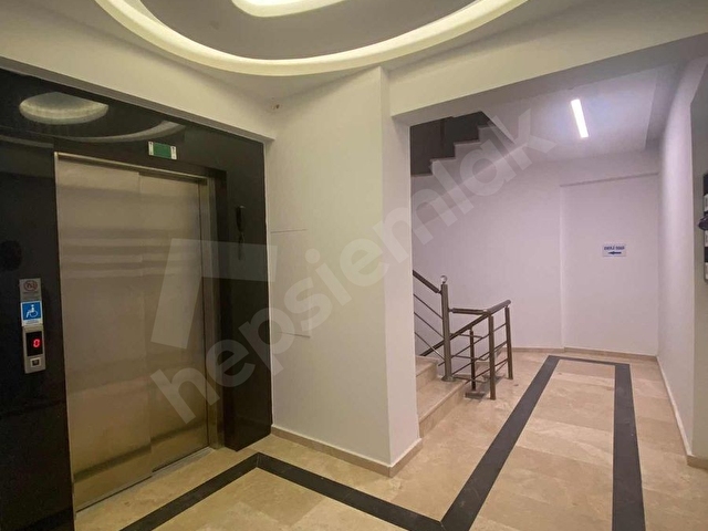 ALEMDAĞ İMC YAPI İŞMERKEZİNDE SATILIK 290m² TAM KAT-3 OFİS.... - Görsel 11