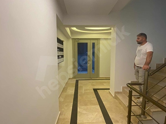 ALEMDAĞ İMC YAPI İŞMERKEZİNDE SATILIK 290m² TAM KAT-3 OFİS.... - Görsel 10