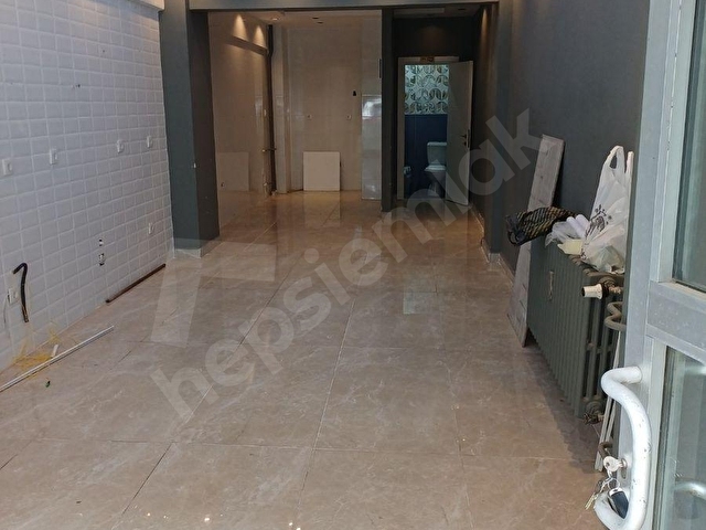 BESİKTAŞ DİKİLİTAŞ DARPHANE BARBOROS BULVARINA YAKIN BOŞ DÜKKAN