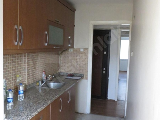 Karşıyaka Tuna Mahallesinde 2+1 Kiralık Daire - Görsel 2