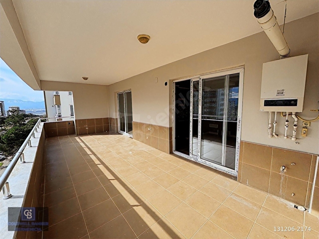 COLDWELL BANKERDEN CADDE ÜSTÜ SATILIK GENİŞ 4+1 DAİRE - Görsel 14