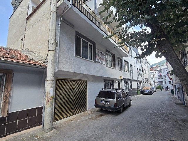 EMLAK VİZYONUNDAN BURSA YILDIRIM DEĞİRMENLİKIZIK  3 KATLI MÜSTAKİL EV BİNA - Görsel 8