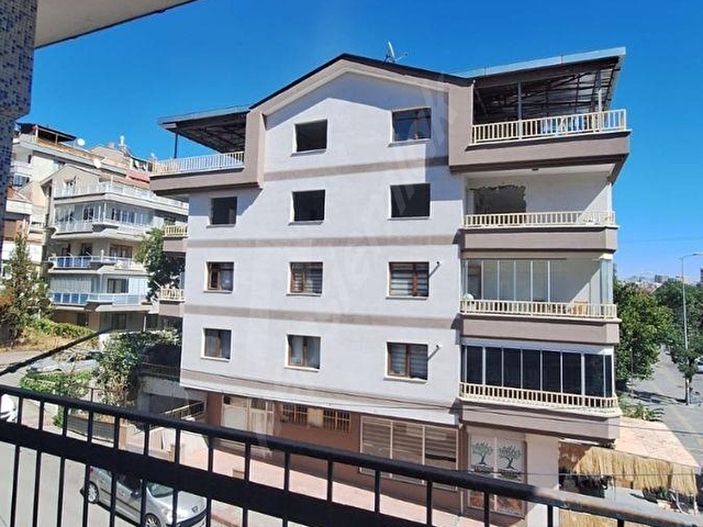 YENİMAHALLE/İVEDİK CADDESİ ÜZERİNDE...MERKEZİ YERDE,(2.KAT),BLOK BAŞI KİRALIK DAİRE!!! - Görsel 6