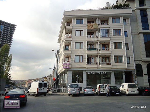 RNKdan HALİDE EDİPTE CADDE ÜZERİNDE GENİŞ 3+1 3.KAT DAİRE - Görsel 2